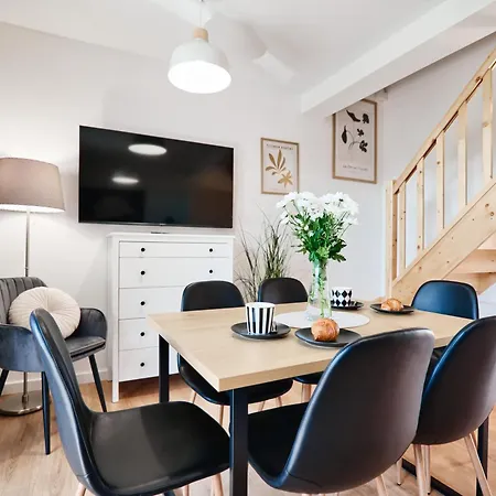 Lipowy Zakatek - Blisko Energylandii I Stacji Pkp W Zatorze Appartement
